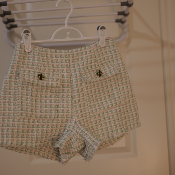 Chic Tweed-Style Short-Sleeve Cropped Jacket + Shorts Set - Picture 4 of 9